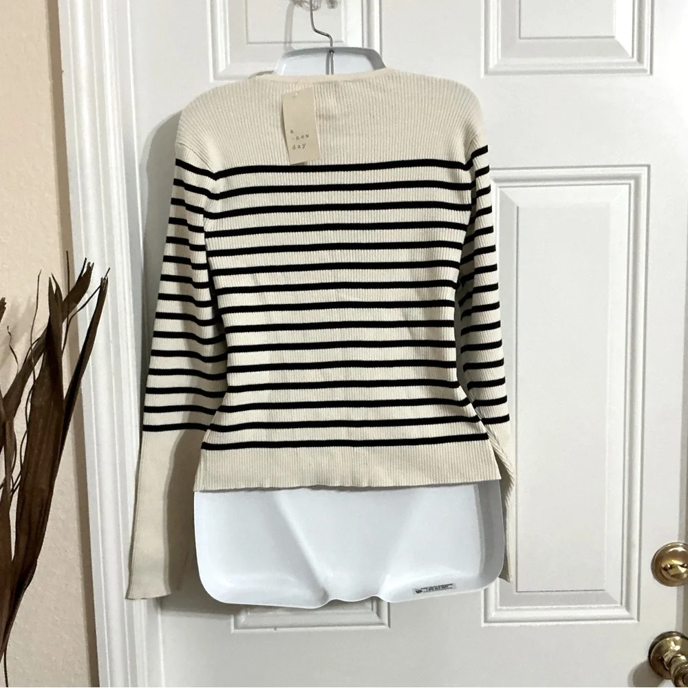 A New Day Cream and Black Rib Striped Cardigan Size M - Picture 4 of 6